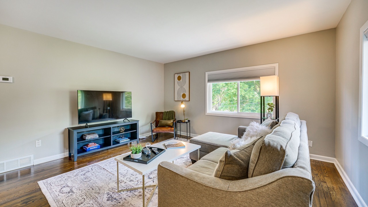 Photo of Bedroom in Wyandotte