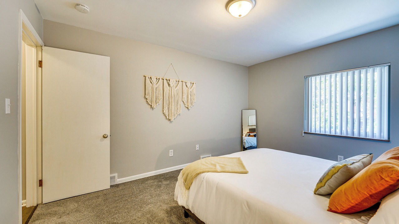 Photo of Bedroom in Wyandotte