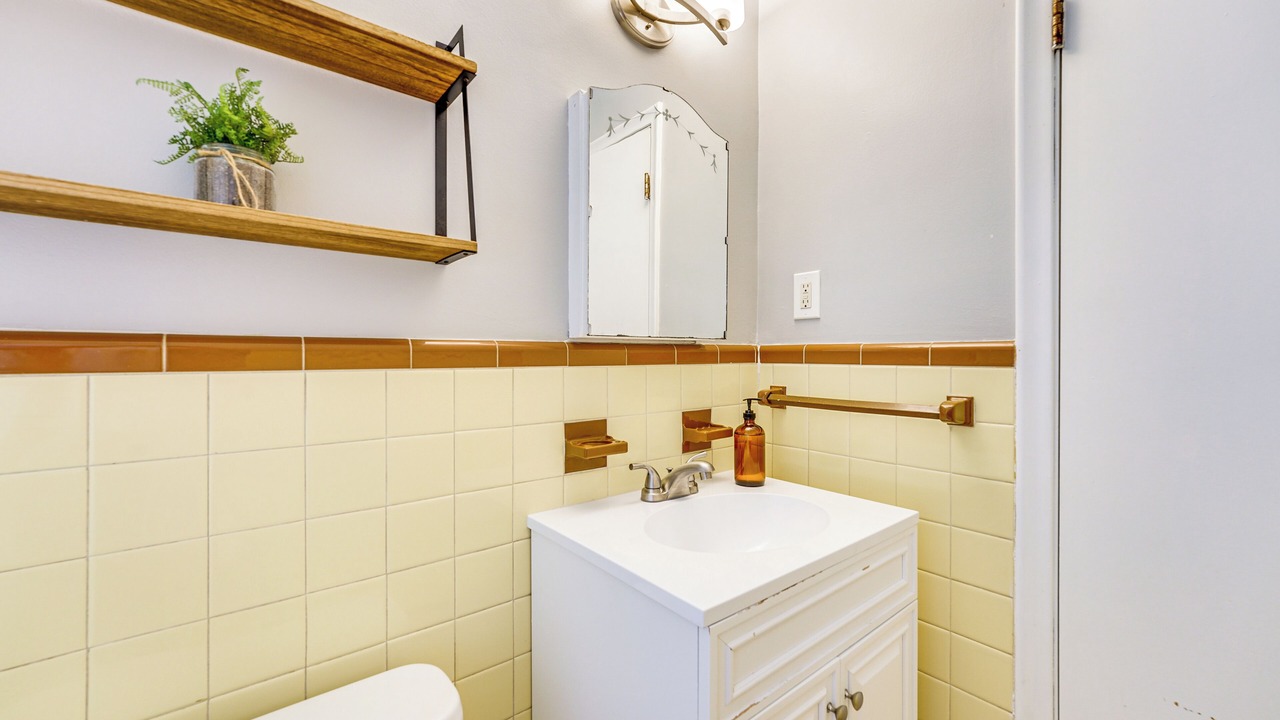 Photo of Bathroom in Wyandotte