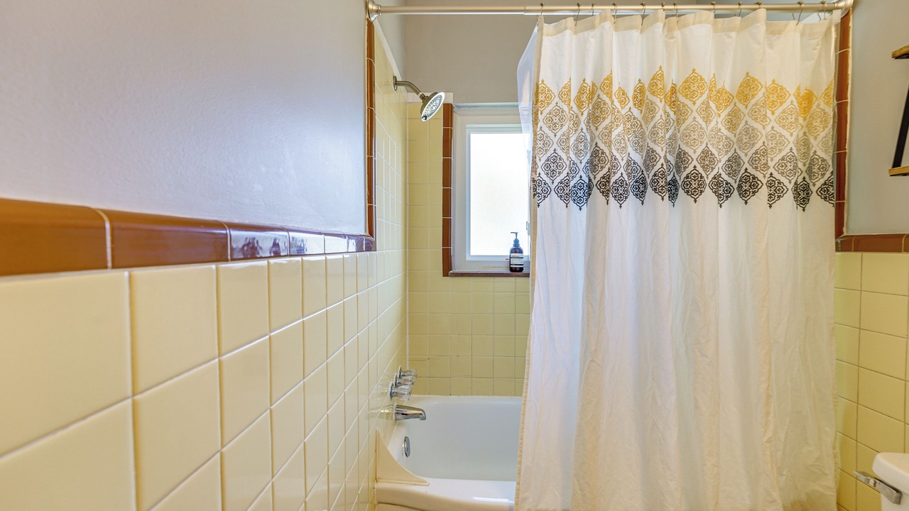 Photo of Bathroom in Wyandotte