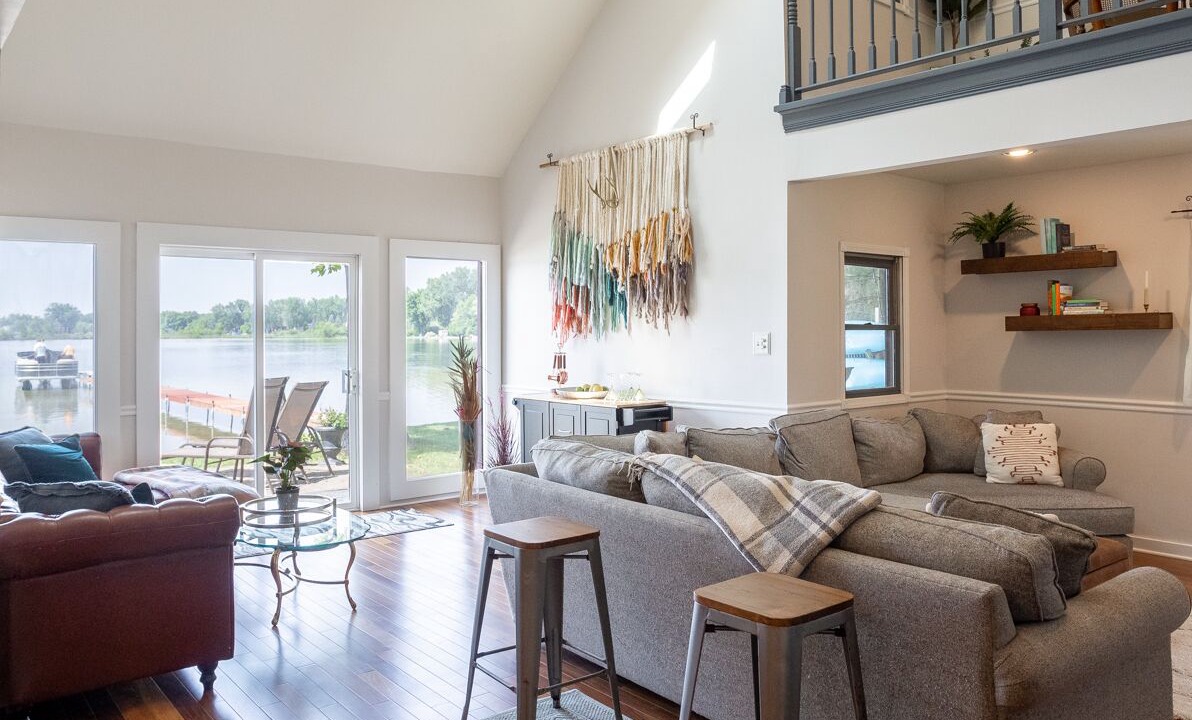Photo of Livingroom in Hamburg Township