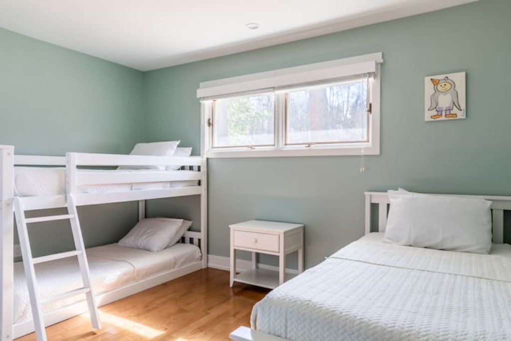 Photo of Bedroom in Harbert