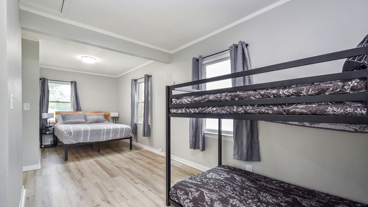 Photo of Bedroom in Orange Prairie