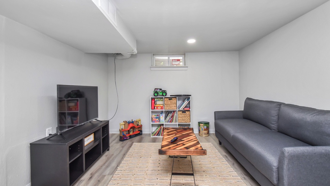 Photo of Livingroom in Orange Prairie