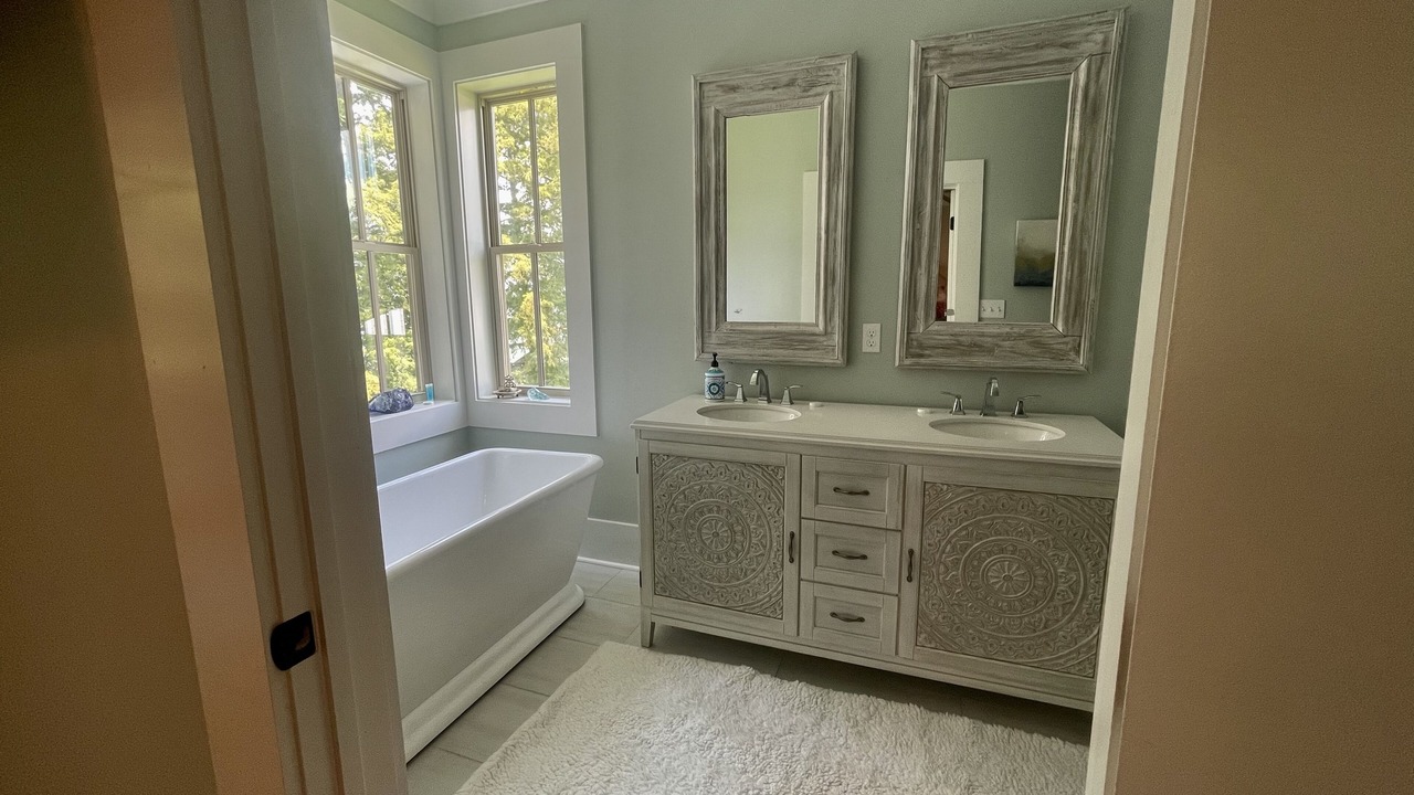 Photo of Bathroom in Ventress