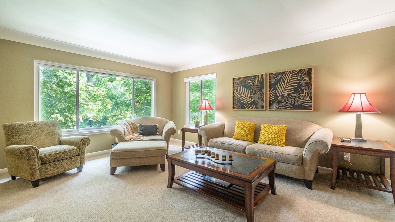 Photo of Livingroom in Dexter