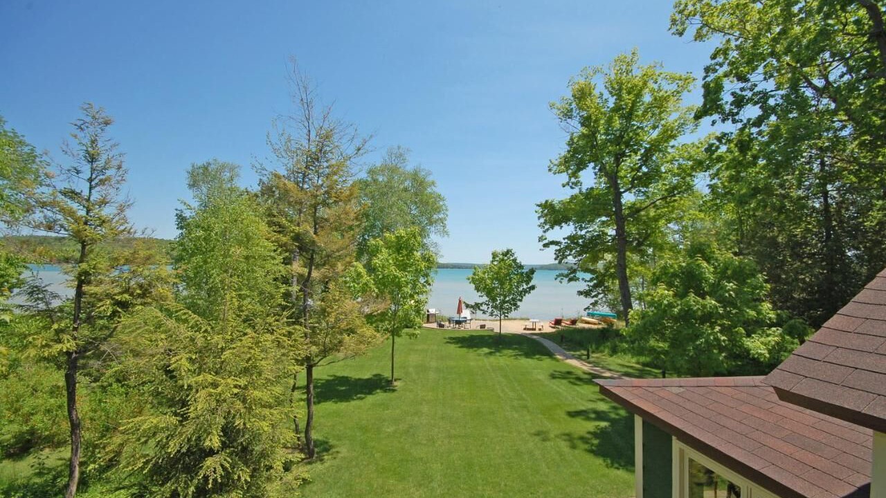 Photo of Outdoor in Empire