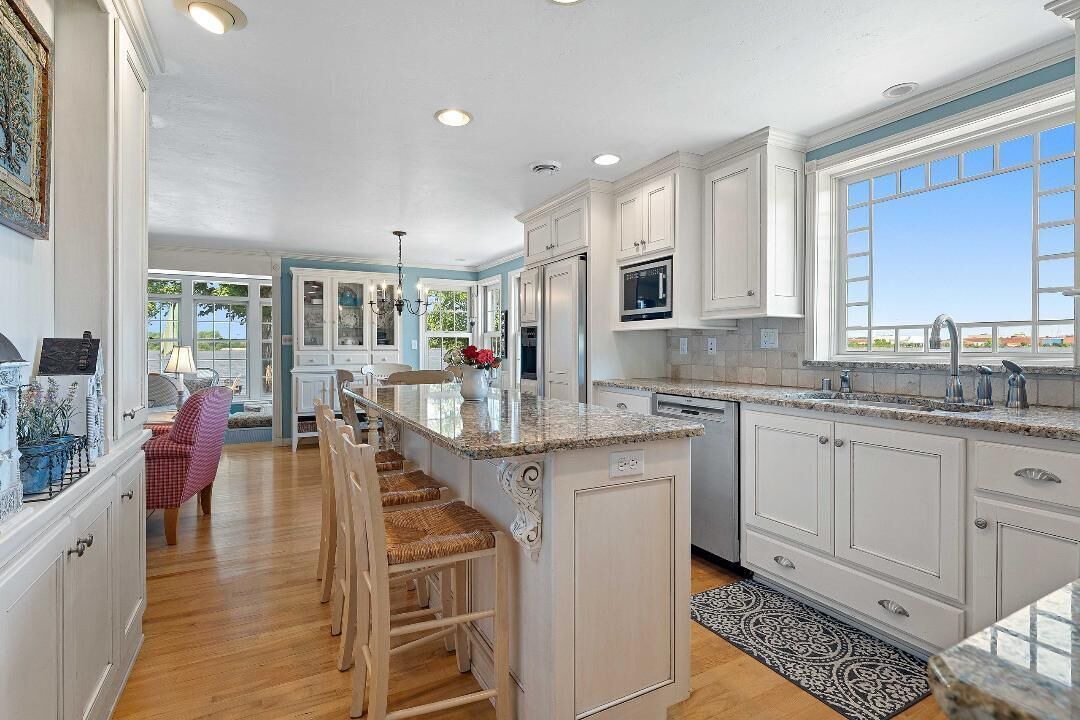 Photo of Kitchen in Allouez