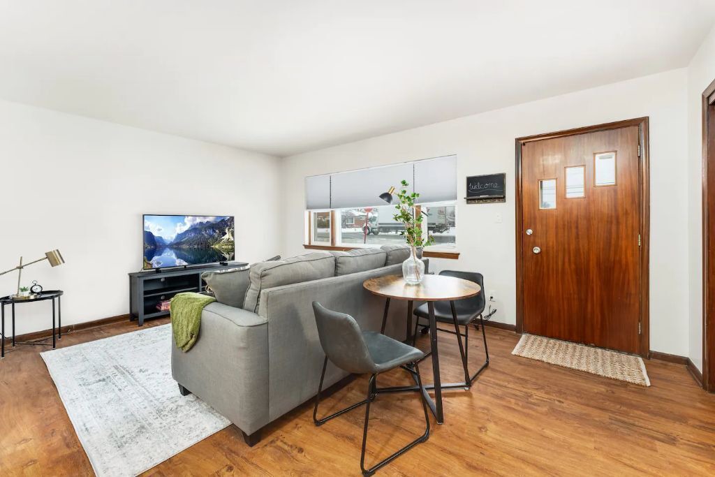 Photo of Livingroom in Riverview