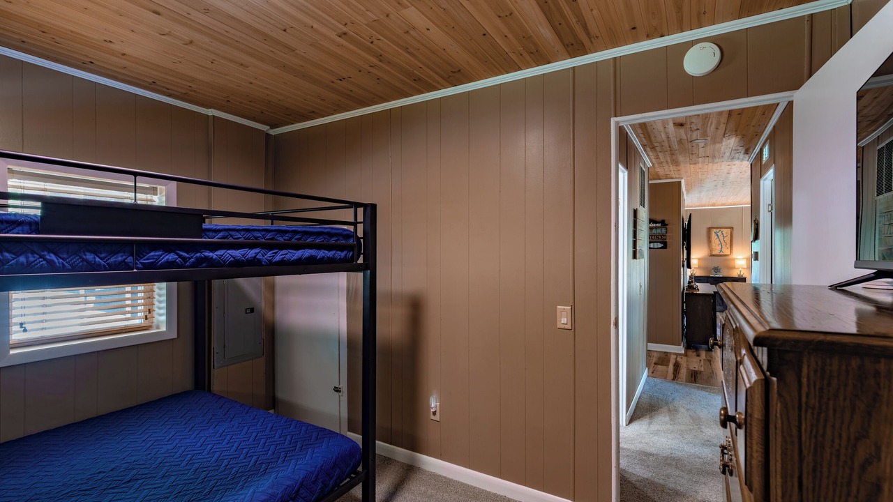 Photo of Bedroom in Almo
