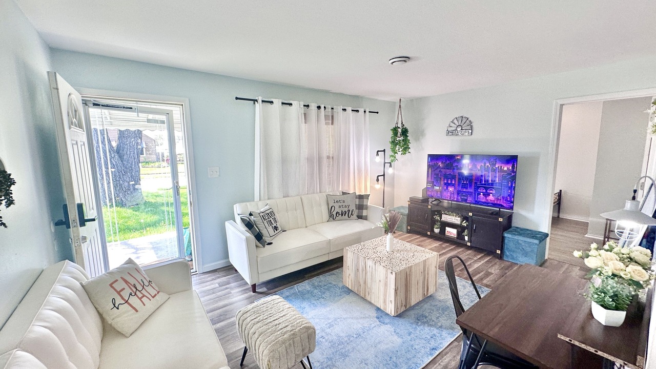 Photo of Livingroom in Roseville