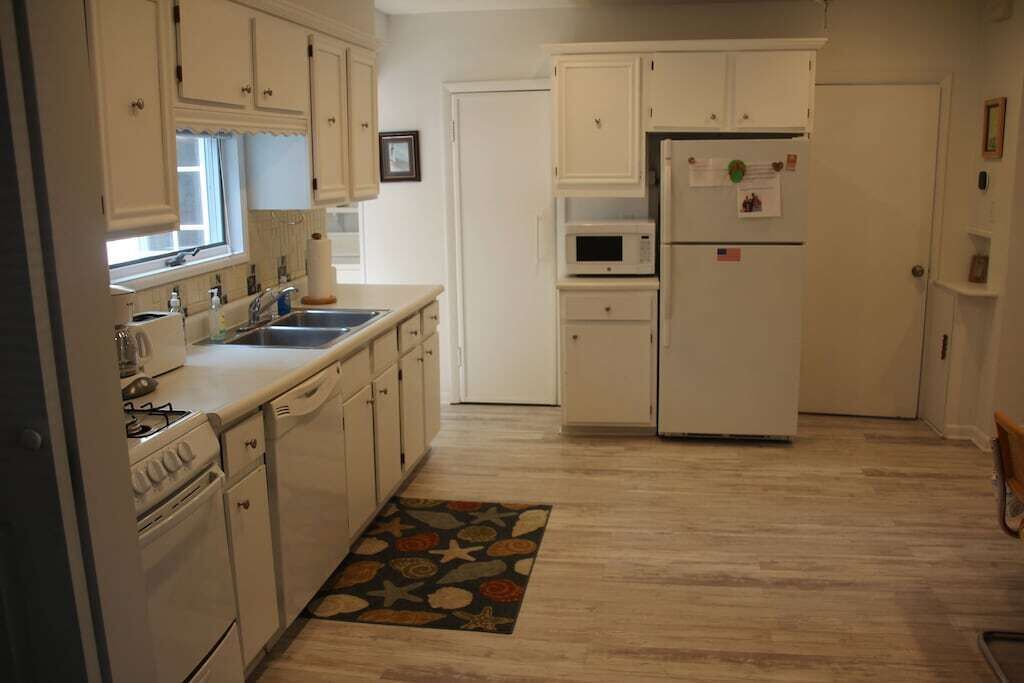 Photo of Kitchen in Lakeside