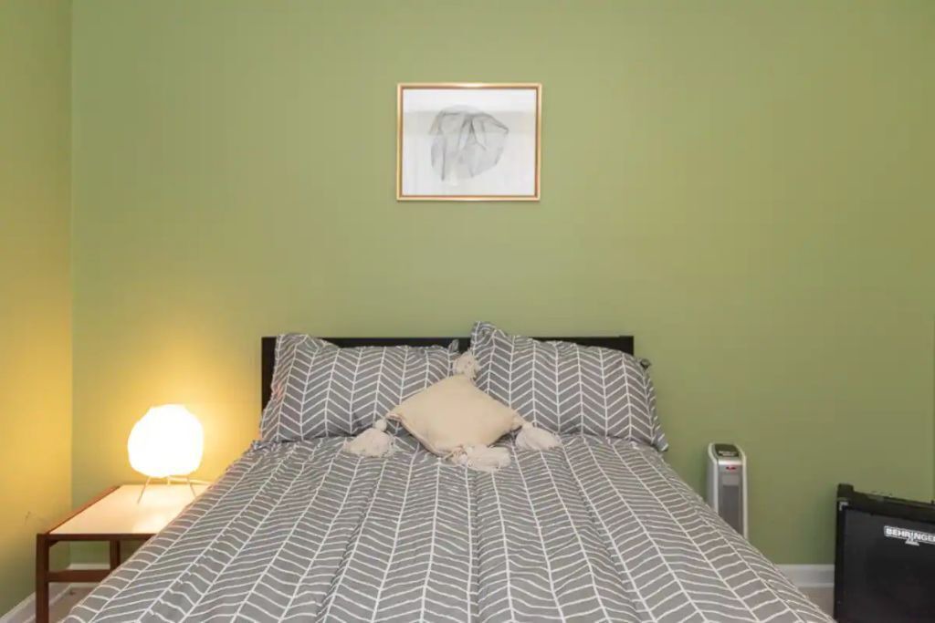Photo of Bedroom in Miller Beach