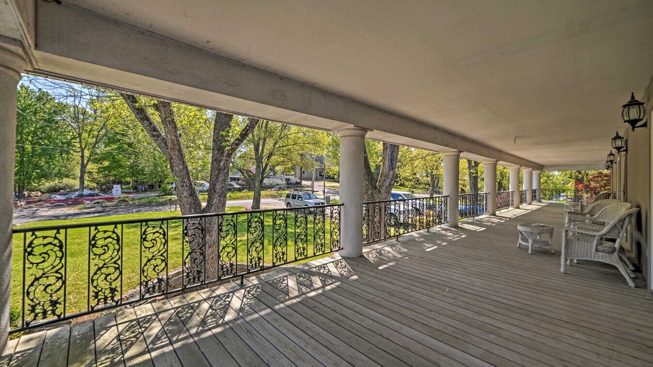 Photo of Patio Balcony in Gilbertsville