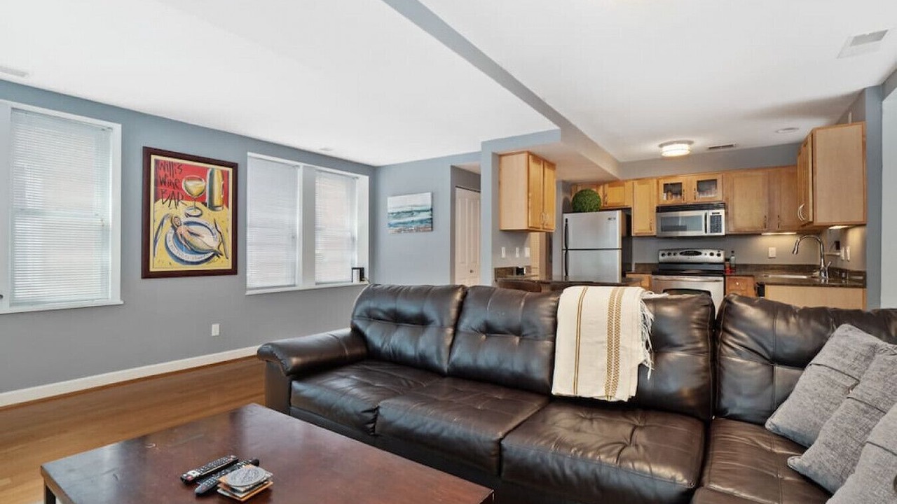 Photo of Livingroom in DeBaliviere Place