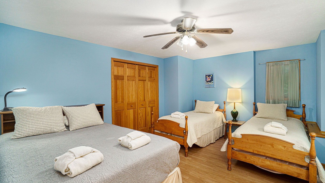 Photo of Bedroom in Glen Arbor