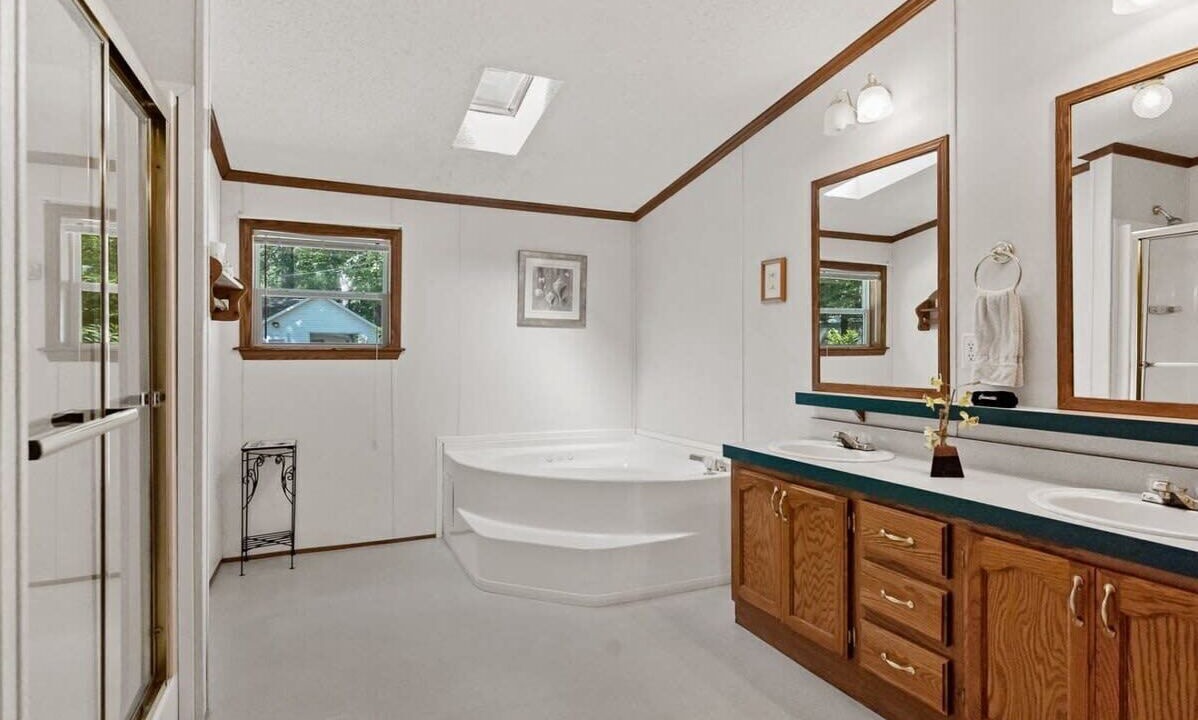 Photo of Bathroom in Pullman