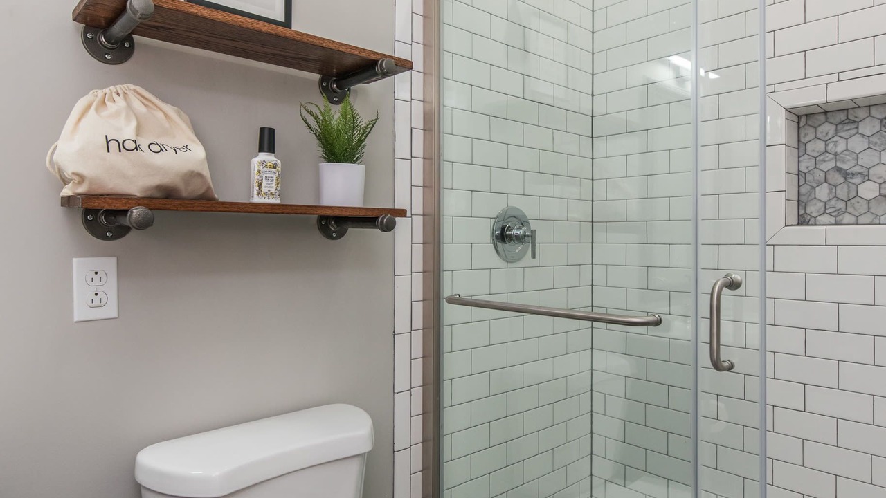 Photo of Bathroom in Northside District