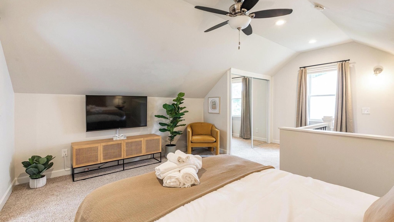 Photo of Bedroom in Berkley
