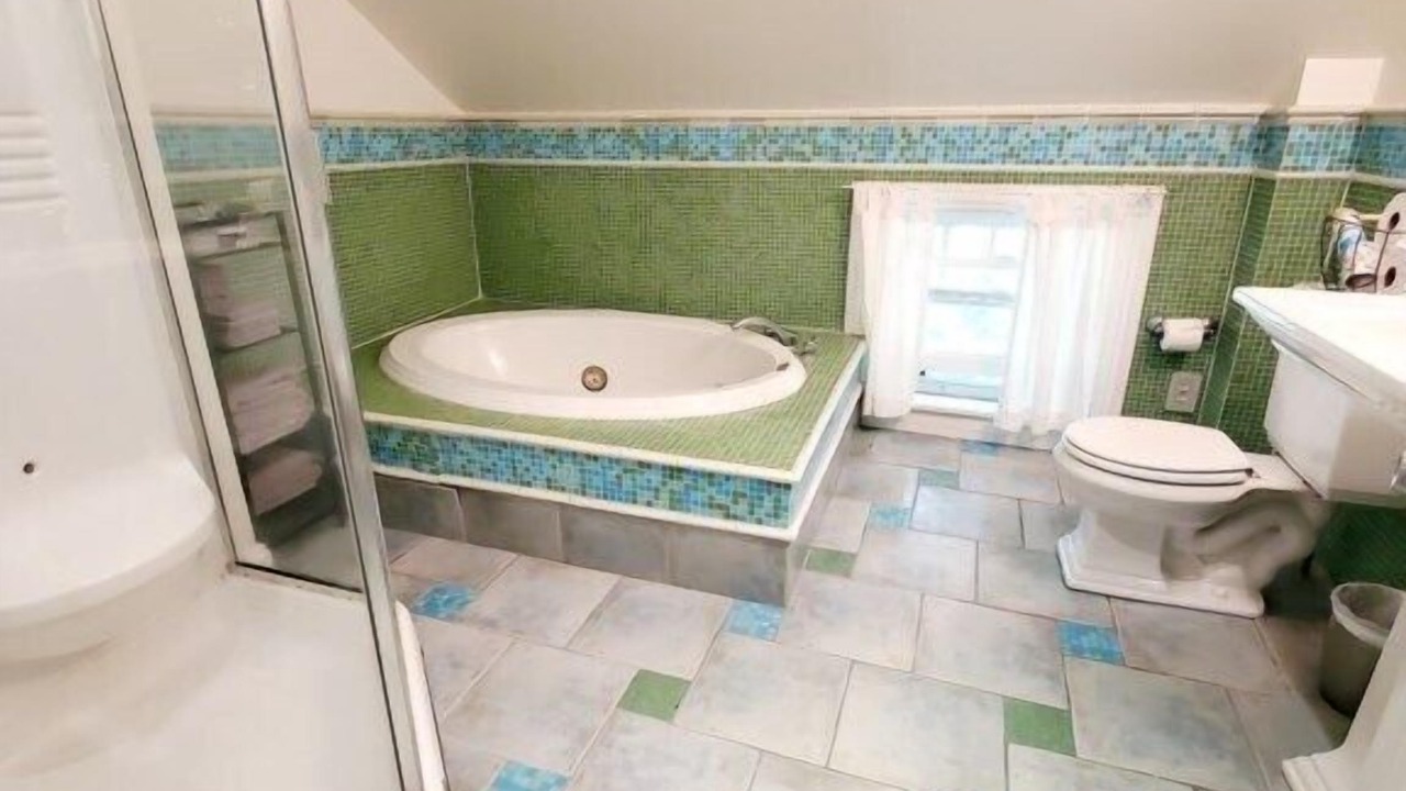 Photo of Bathroom in Alpena