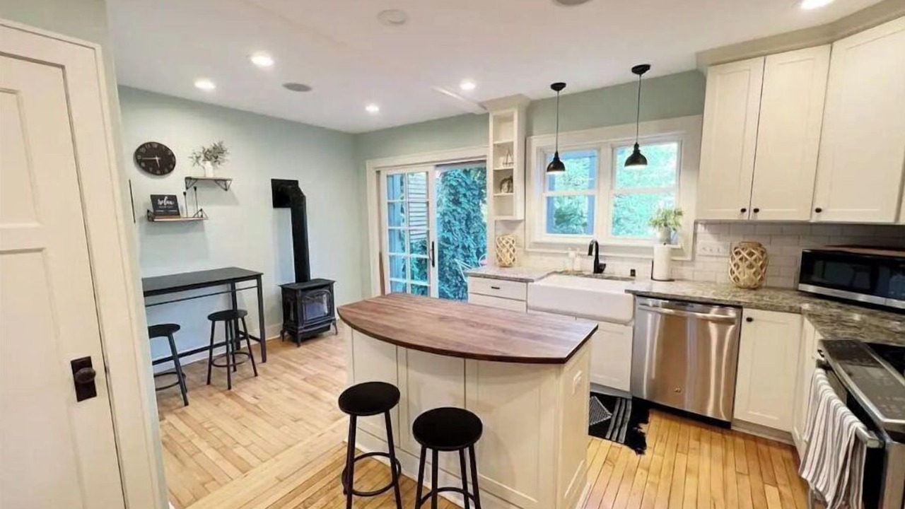 Photo of Livingroom in Lower East Side