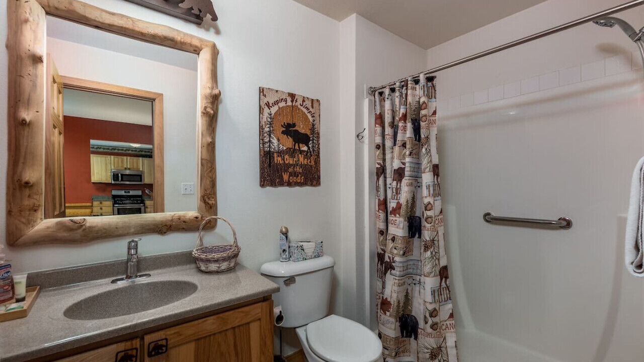 Photo of Bathroom in Oglesby