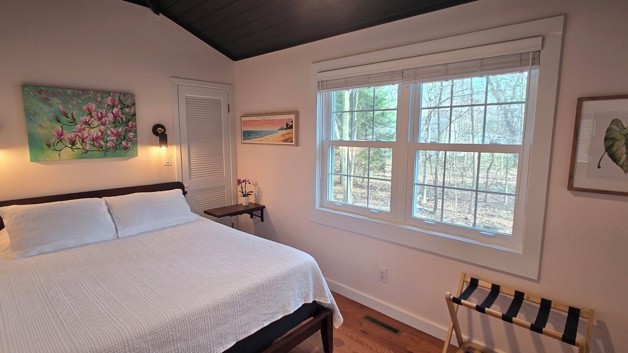 Photo of Bedroom in Michigan City