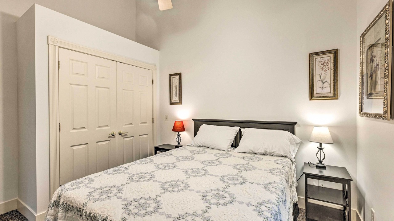 Photo of Bedroom in Frankfort