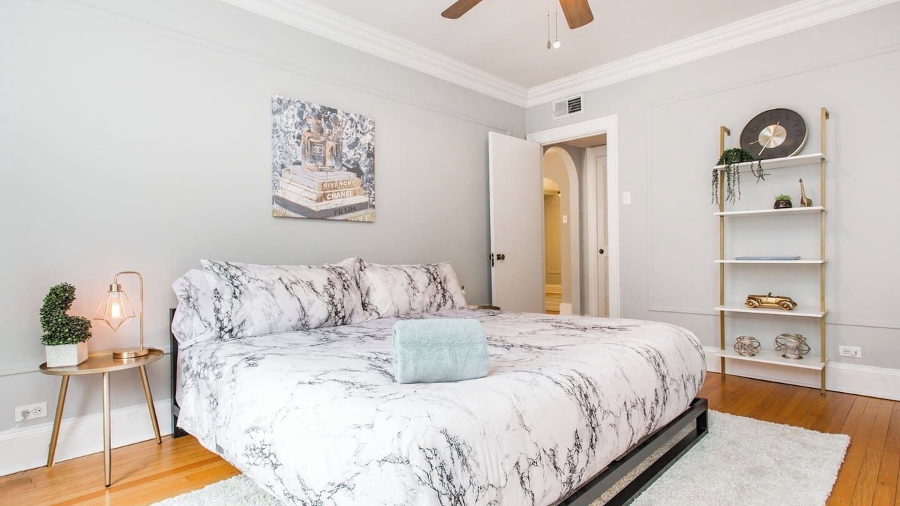 Photo of Bedroom in Streeterville