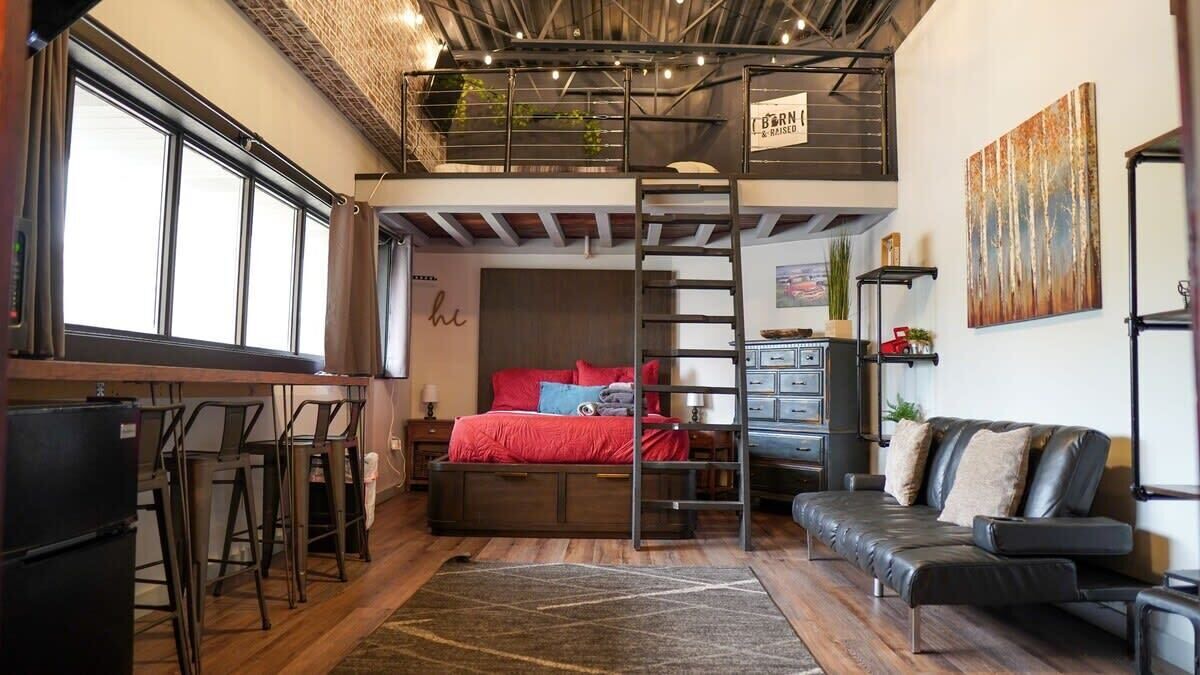 Photo of Bedroom in Niles
