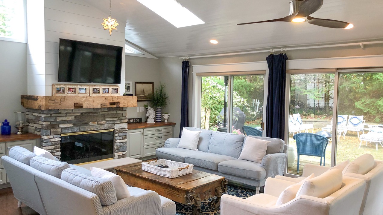 Photo of Livingroom in Harbor Springs