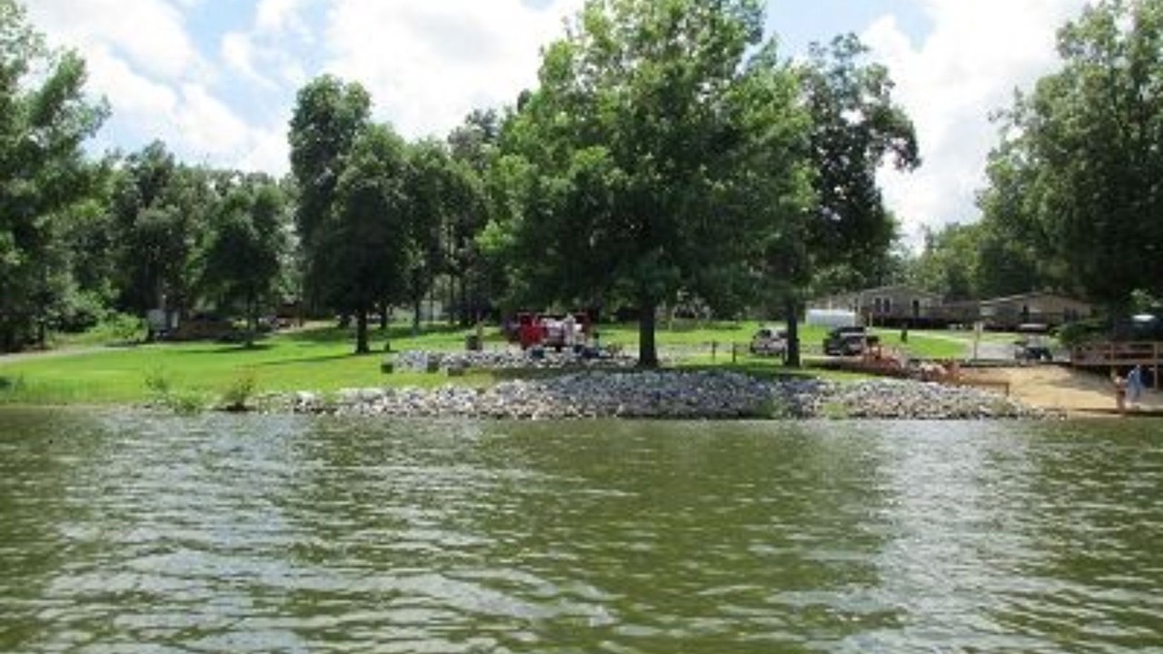 Photo of Others in Benton