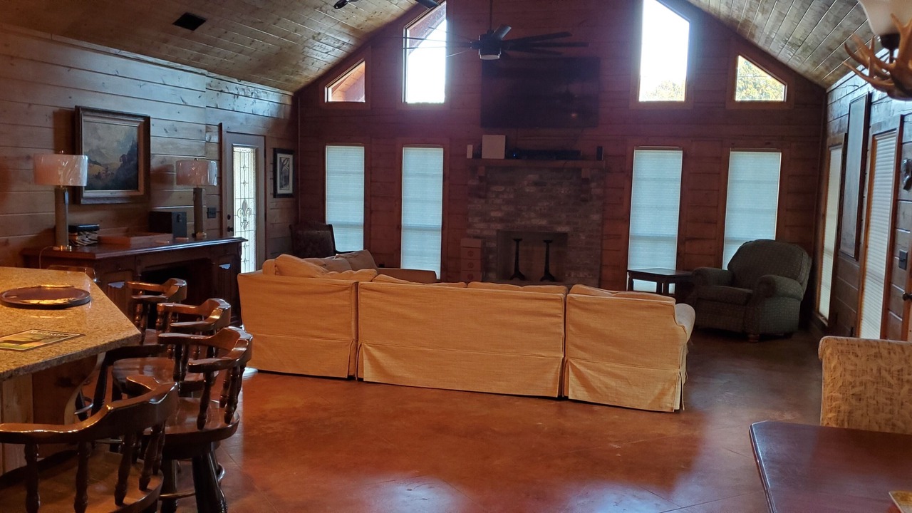 Photo of Livingroom in Woodville