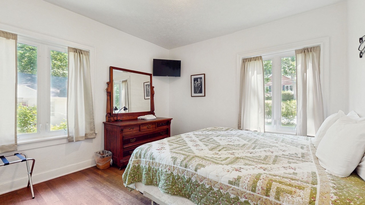 Photo of Bedroom in Michiana