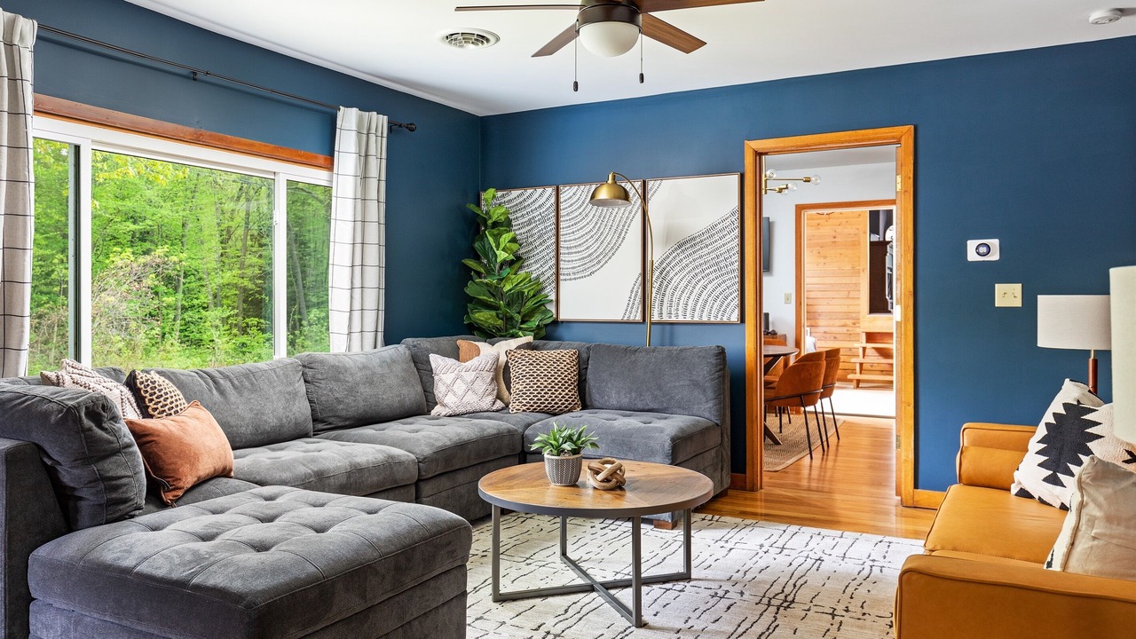 Photo of Livingroom in Covert