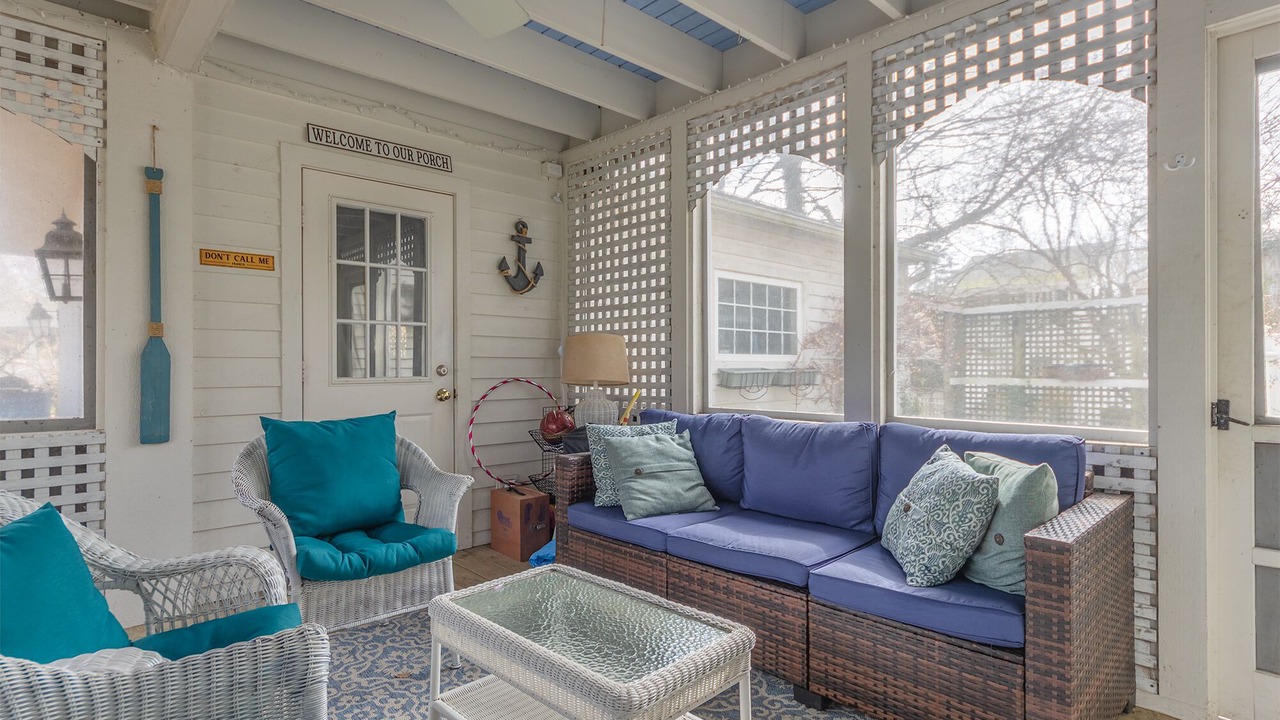 Photo of Livingroom in Saugatuck