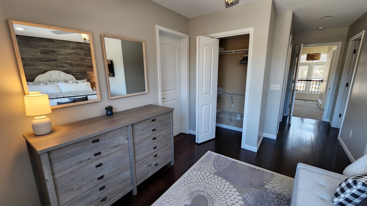 Photo of Bedroom in Harvey