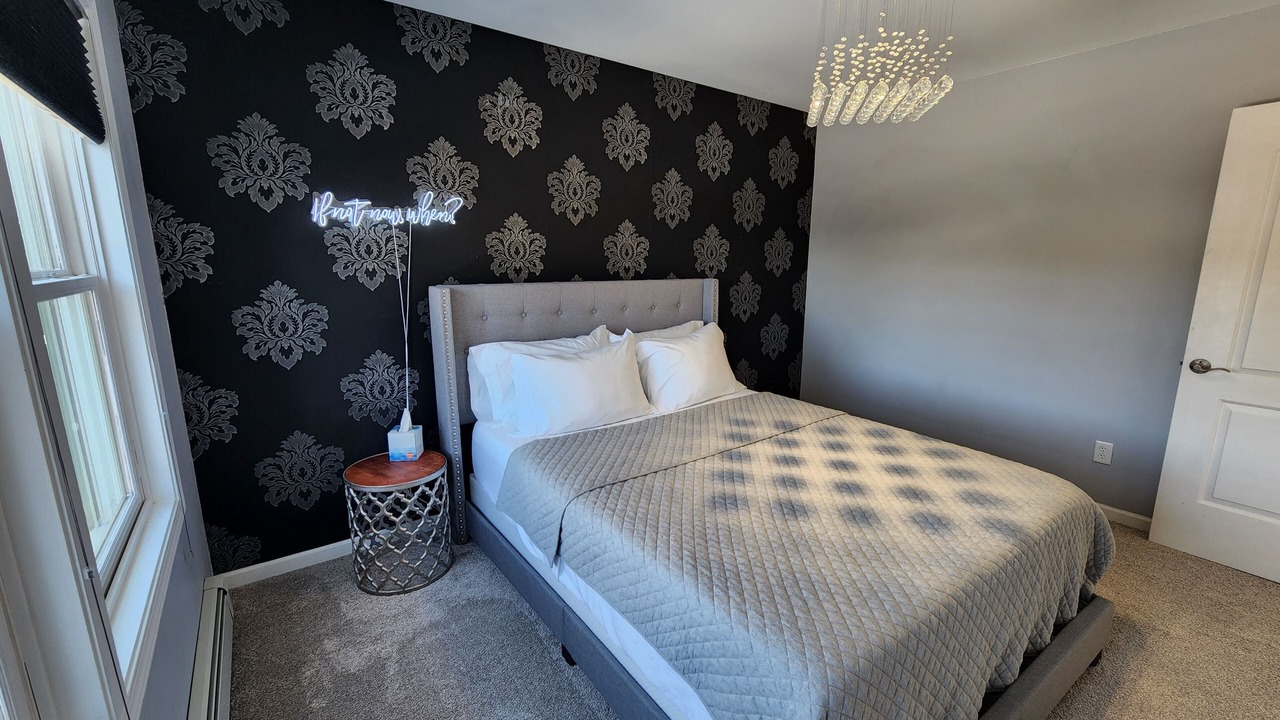 Photo of Bedroom in Harvey