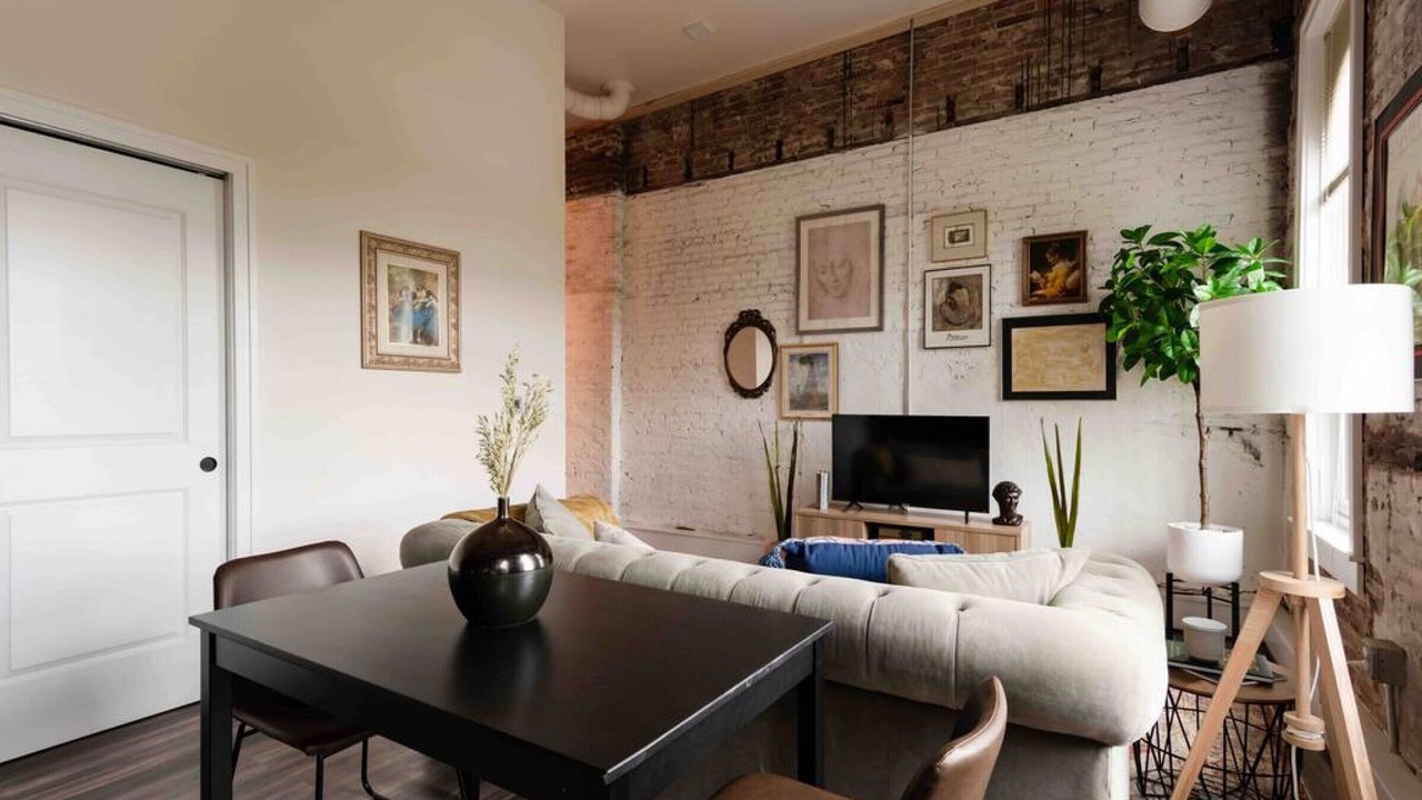 Photo of Livingroom in Ypsilanti
