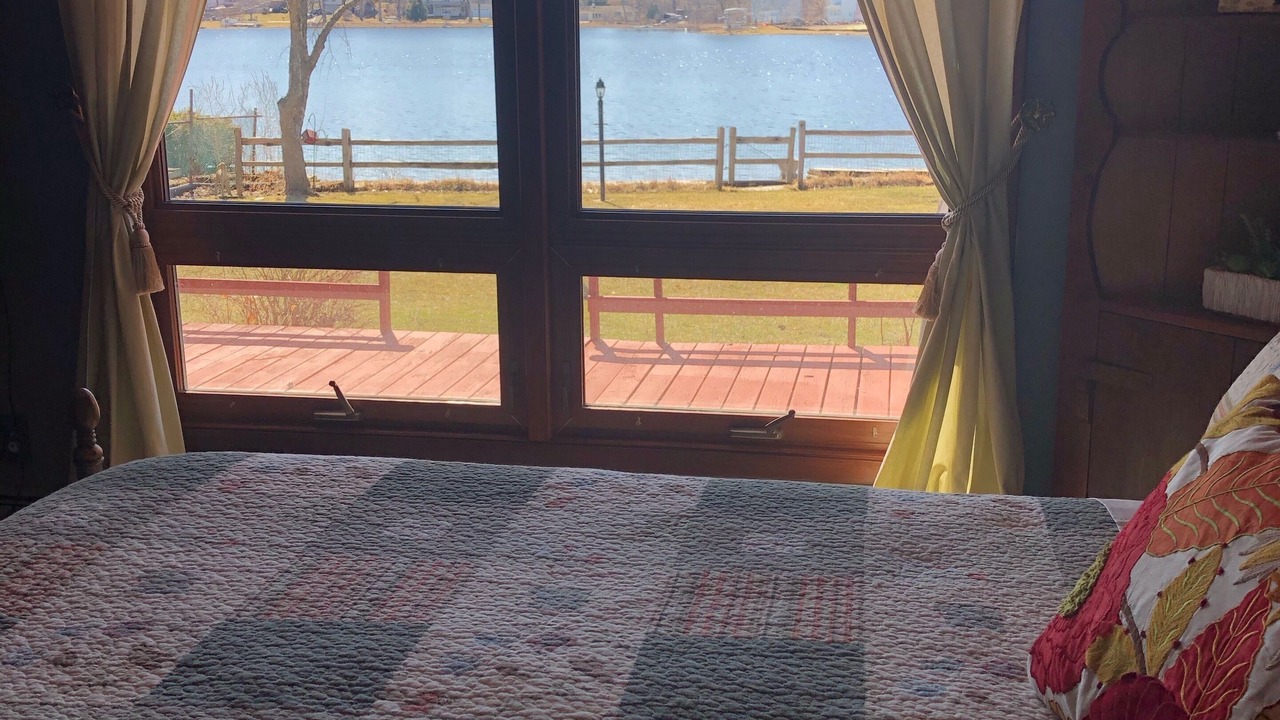 Photo of Bedroom in Howell