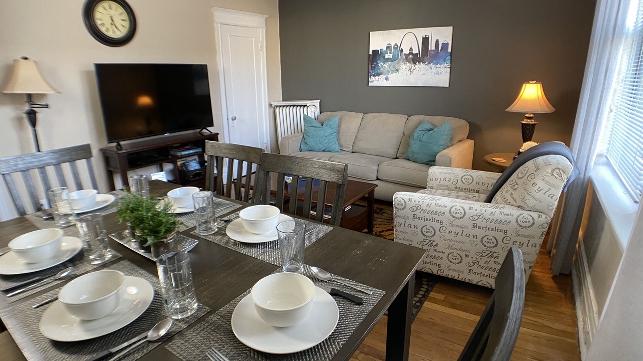 Photo of Bedroom in DeBaliviere Place