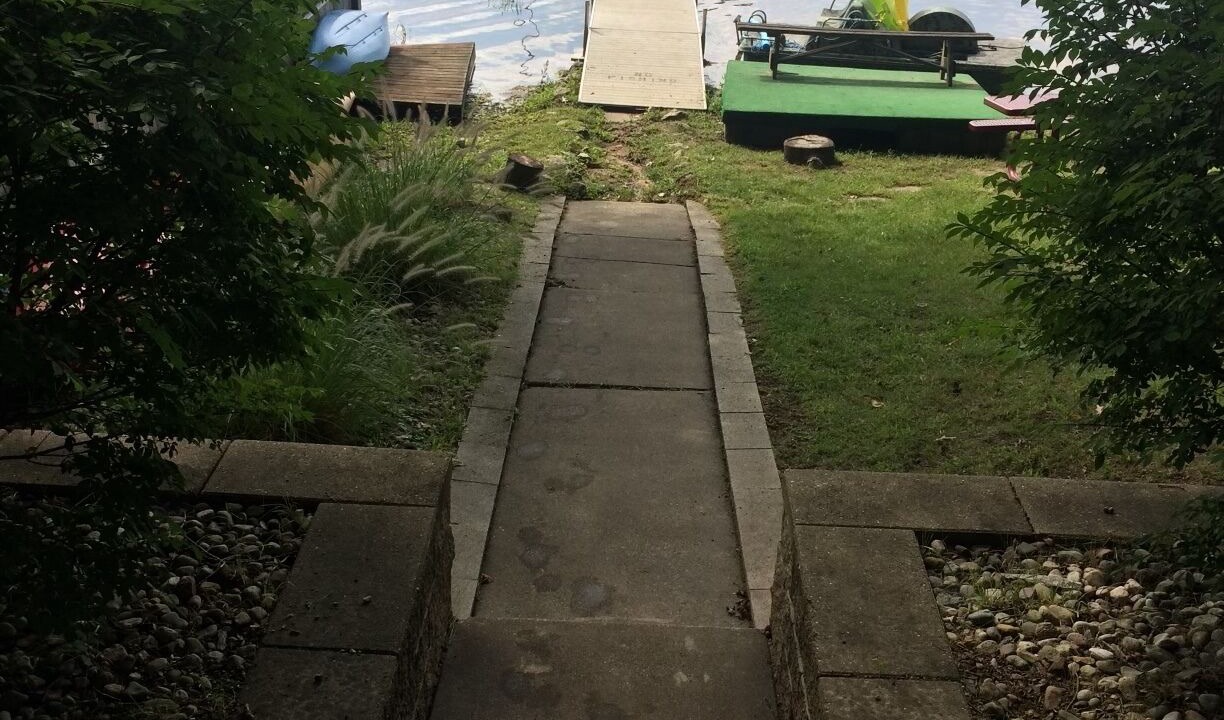 Photo of Outdoor in Sister Lakes