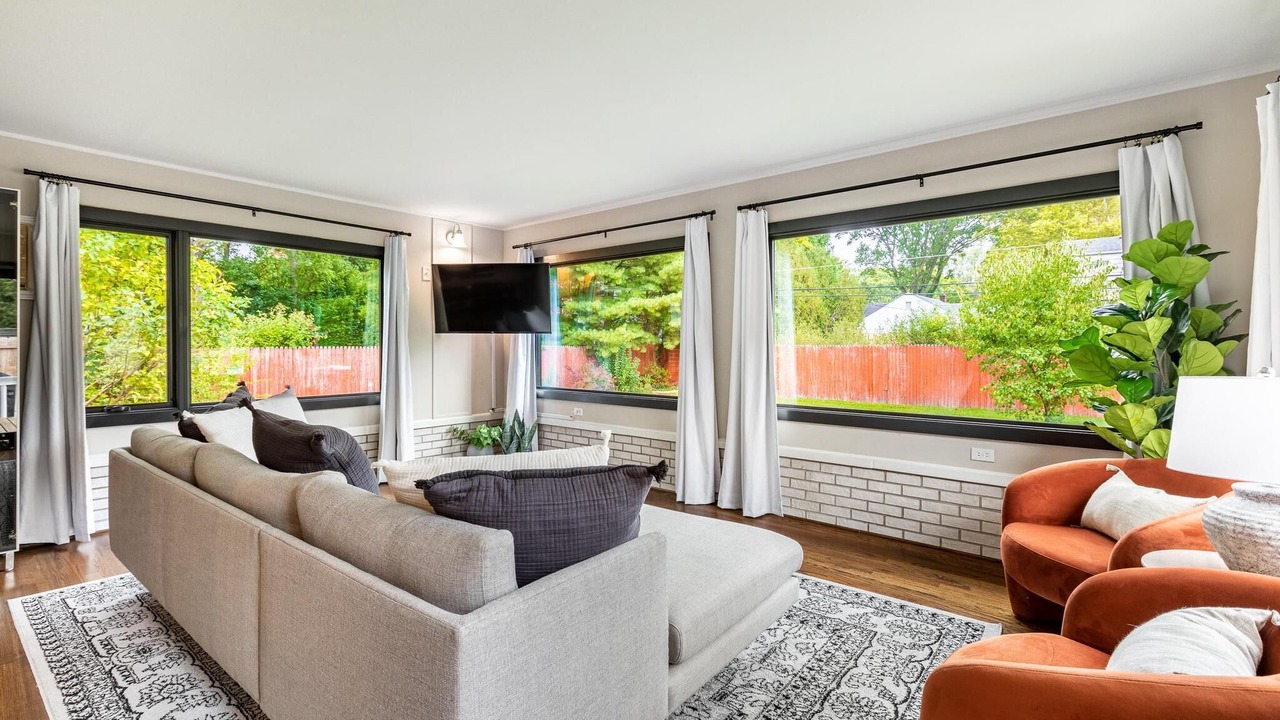 Photo of Livingroom in Bloomfield