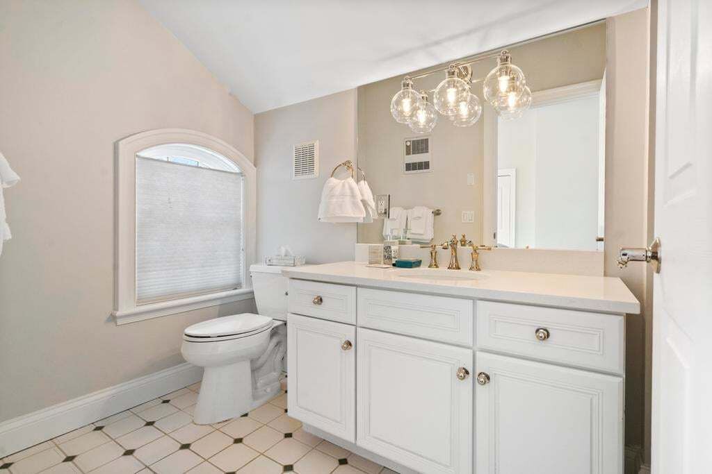Photo of Bathroom in Bay Harbor