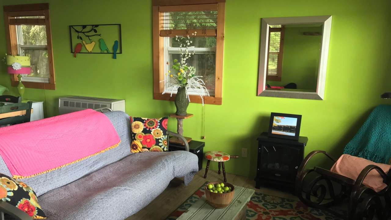 Photo of Livingroom in Alden