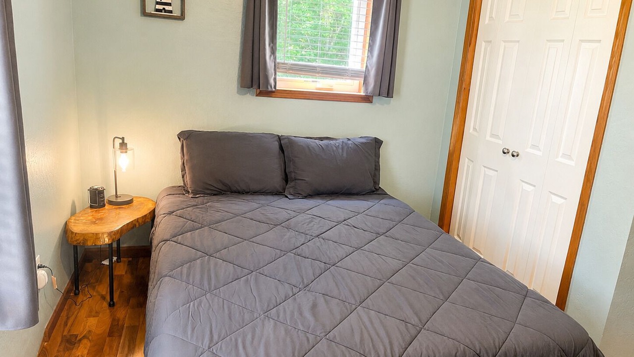 Photo of Bedroom in Shingleton