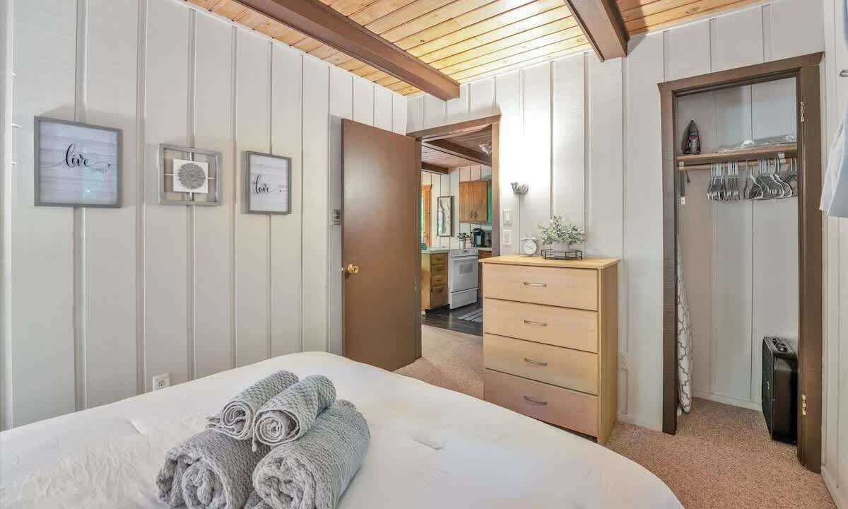 Photo of Bedroom in Bellaire