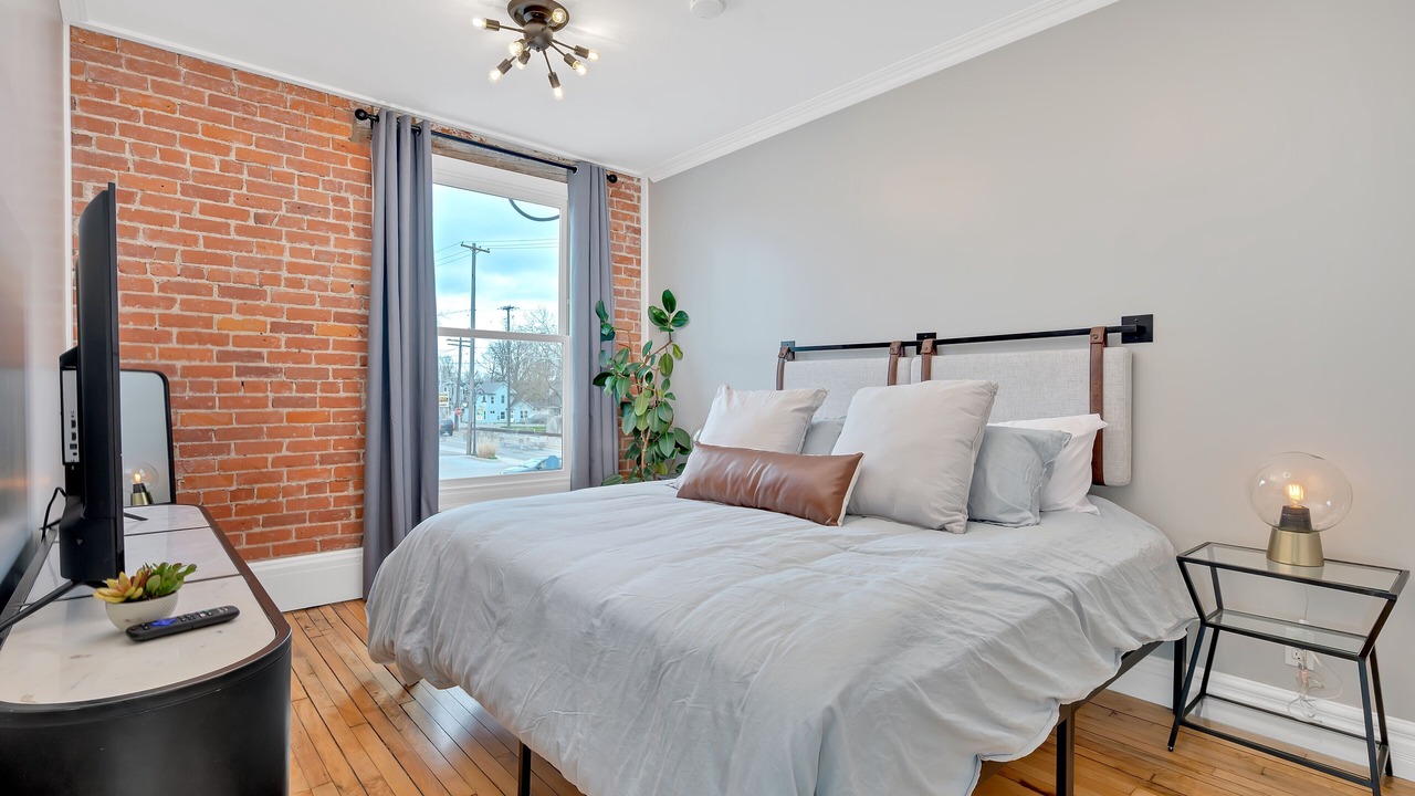 Photo of Bedroom in Holly