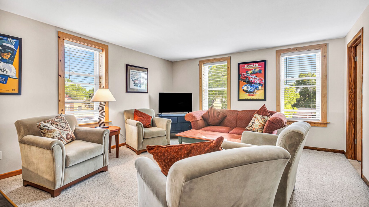 Photo of Livingroom in Elkhart Lake