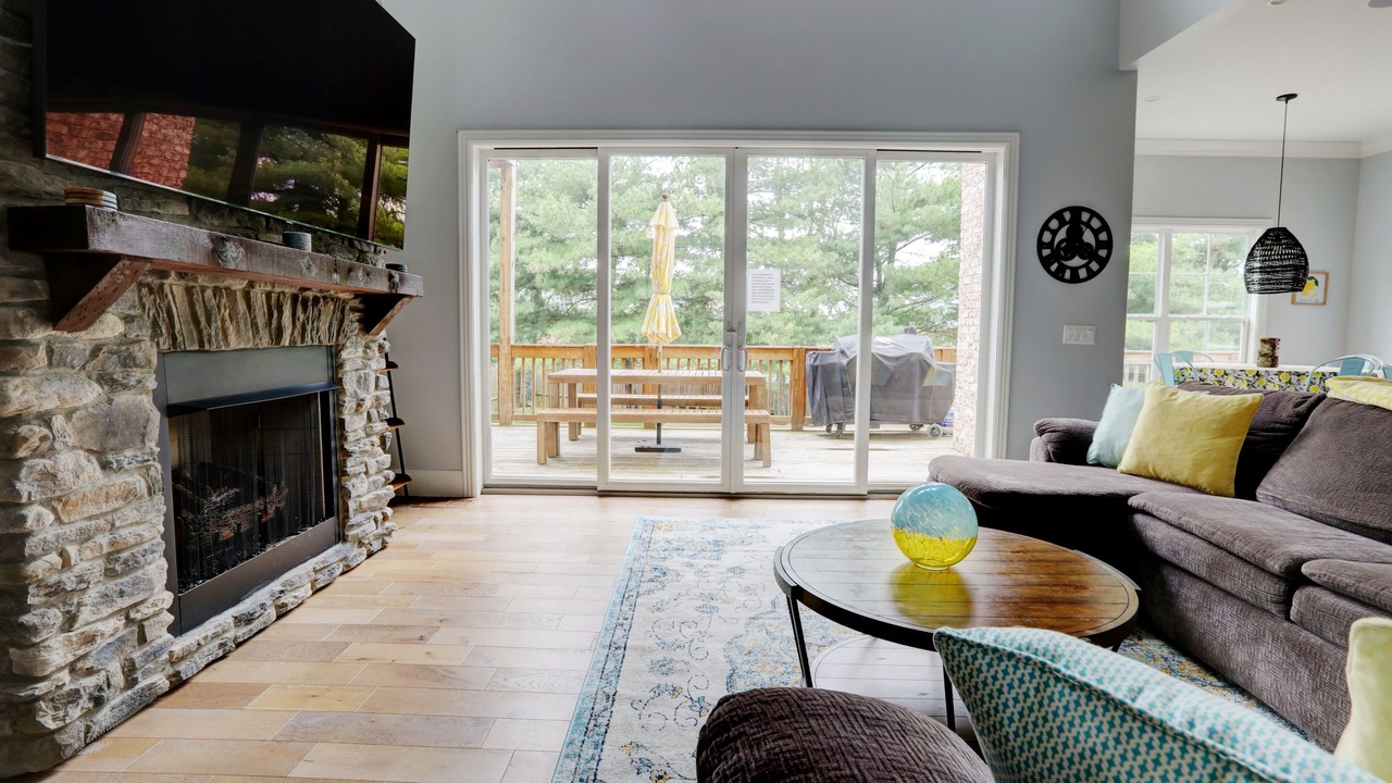 Photo of Livingroom in Lexington
